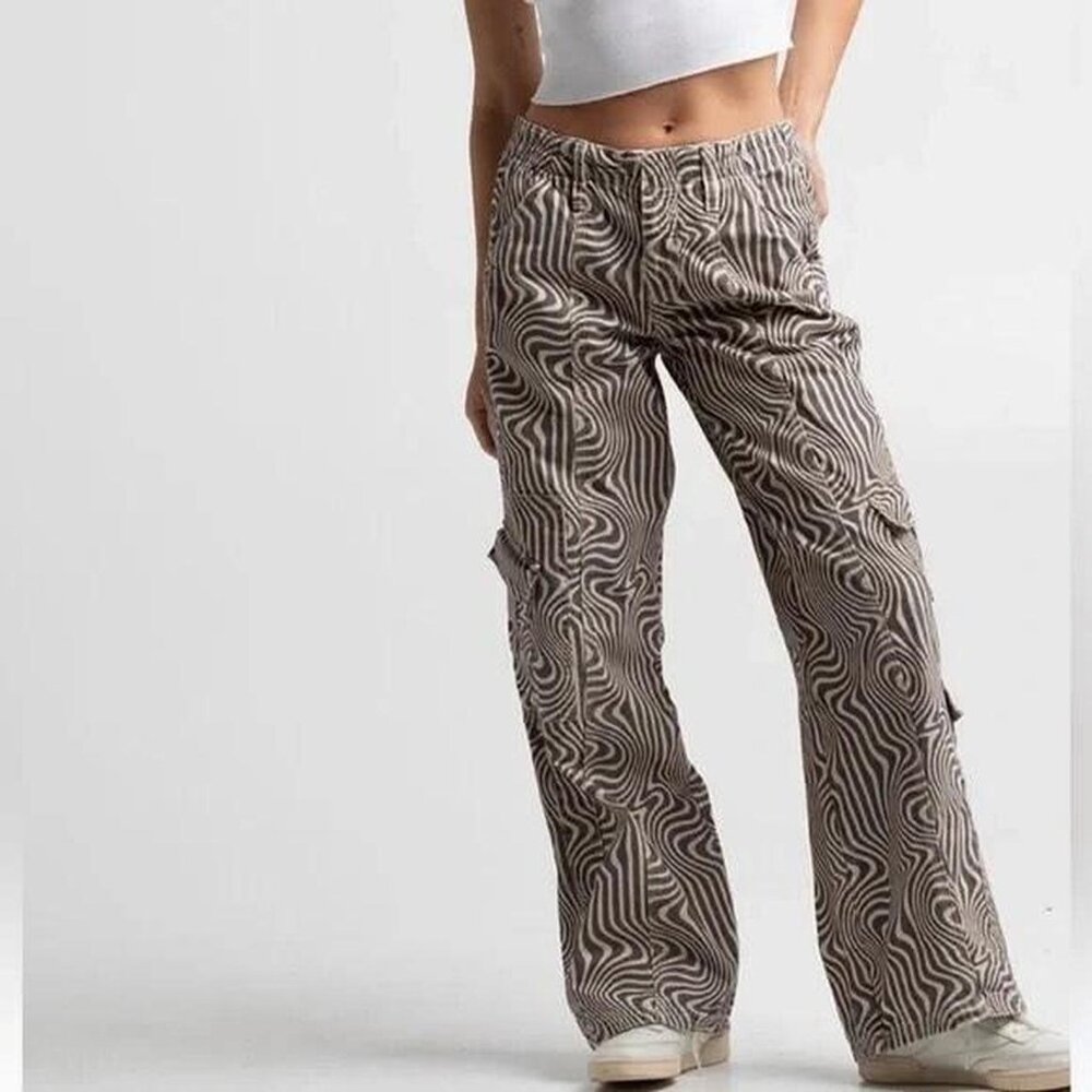 Urban Outfitters BDG Y2K Low Rise Cargo Pants